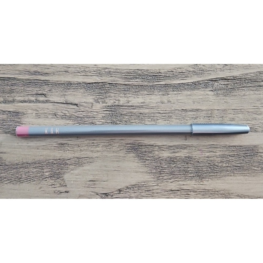 KAB Cosmetics -- Strawberry Daquiri Lip Liner FULL SIZE Sealed!!